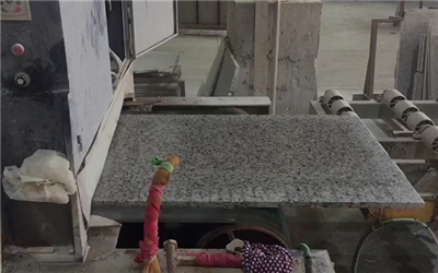 Máquina de calibración continua de piedra